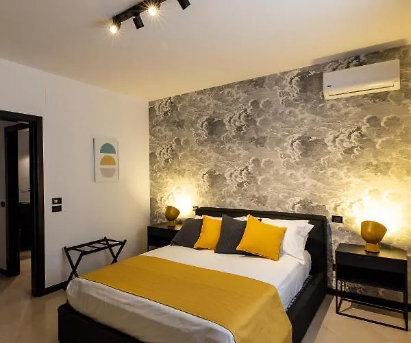 Laus App. 1 - Art & Design Nel Cuore Di - Via Dante Alighieri Bari