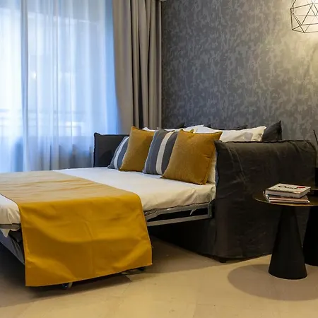 Apartman Laus App. 1 - Art & Design Nel Cuore Di - Via Dante Alighieri *