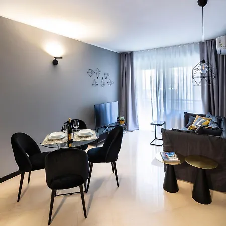 Laus App. 1 - Art & Design Nel Cuore Di - Via Dante Alighieri Bari